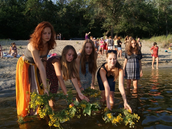 017_eventst